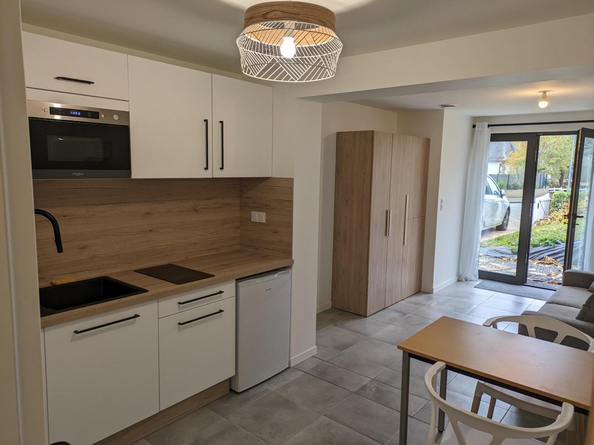 Independant En Rez-de-jardin Apartment Cesson-Sevigne